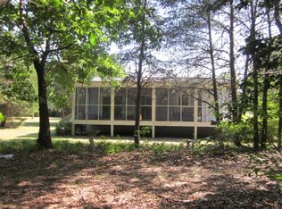 2657 Hales Point Rd, Farnham, VA 22460