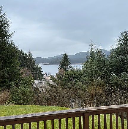 2nd image of 1007 Sandy Beach Rd