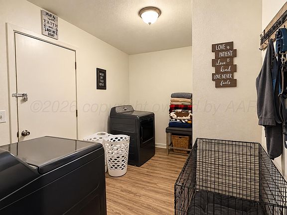 4th image of 1017 NW 9th St