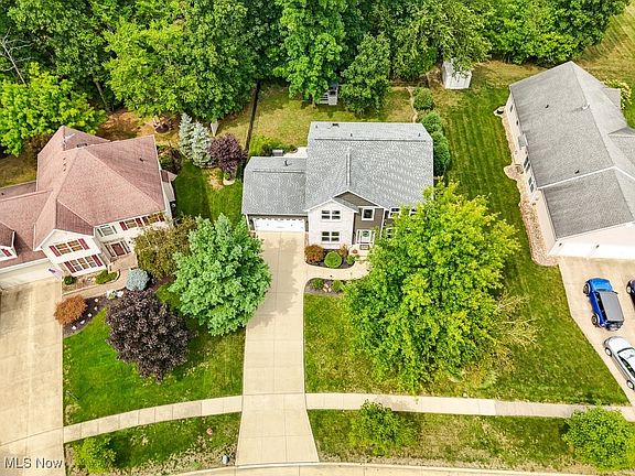 4th image of 345 Ellington Ct