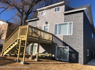 313 2nd St NW, Watford City, ND 58854