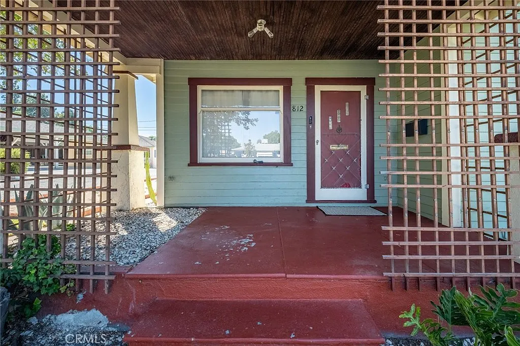 2 bed, 978 sqft, $3,100 — Photo 3