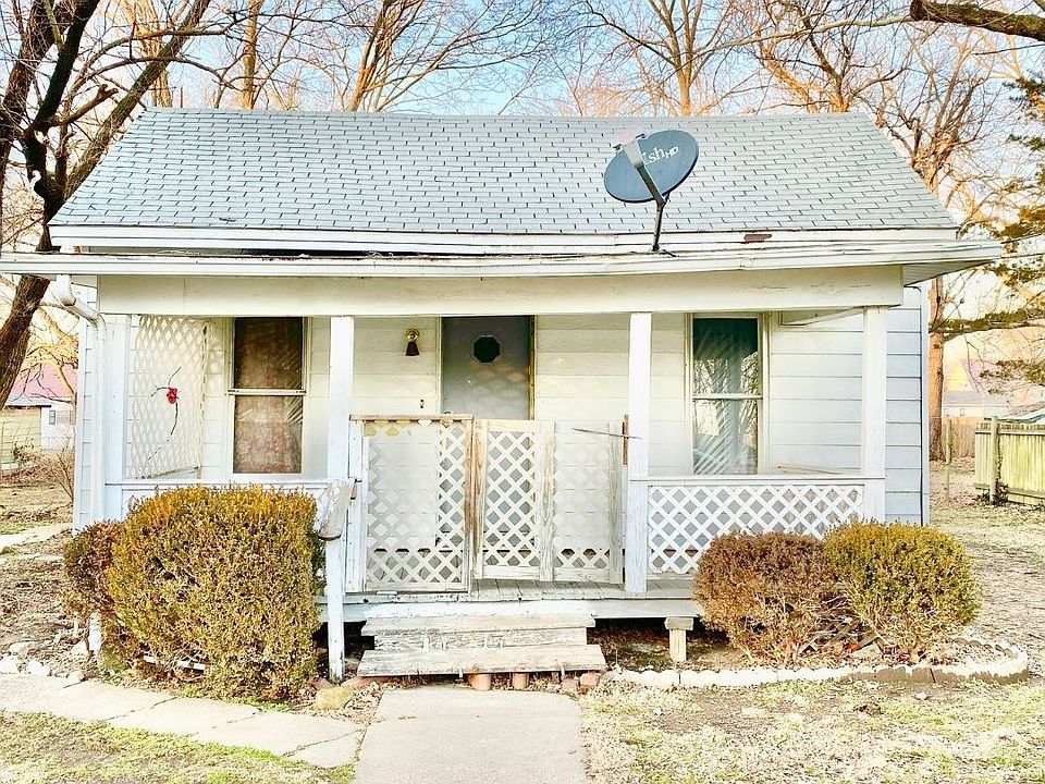 2nd image of 313 E Allison St