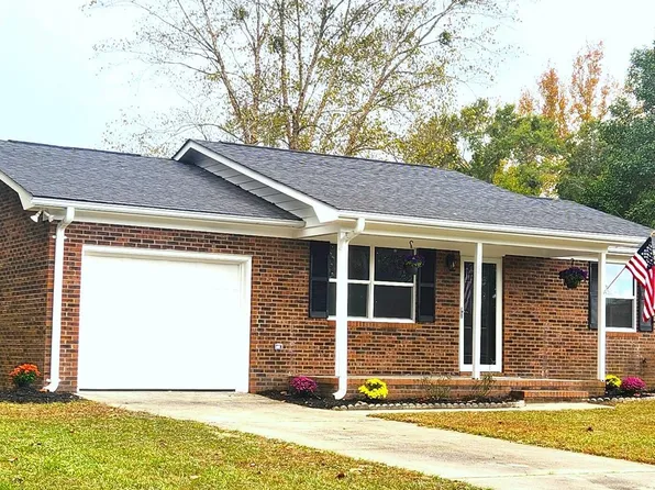 407 Bountiful Lane, Castle Hayne, NC 28429