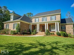 158 Aston Hall, Macon, GA 31210