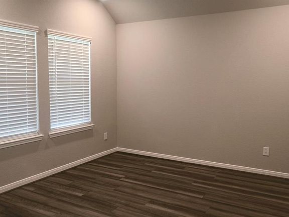 4th image of 1222 Dry Cork Cir