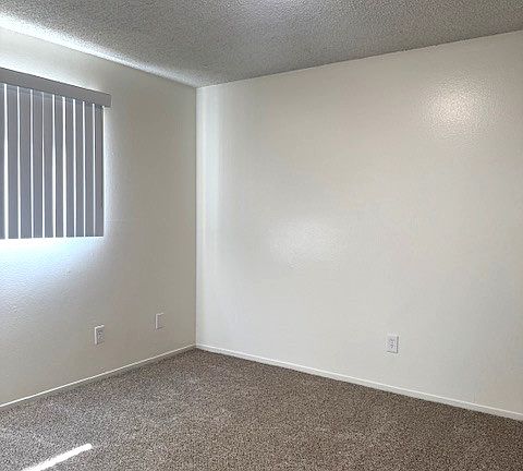 4th image of 16872 Lynn Ln #72B