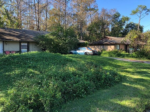 2nd image of 1922 Bonneville Dr