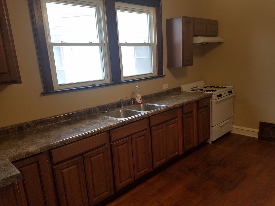 1st image of 10855 S Eggleston Ave