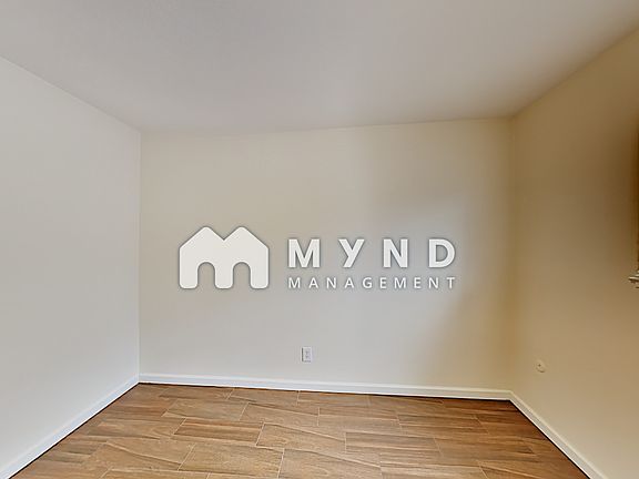 5th image of 2751 21st St #2751