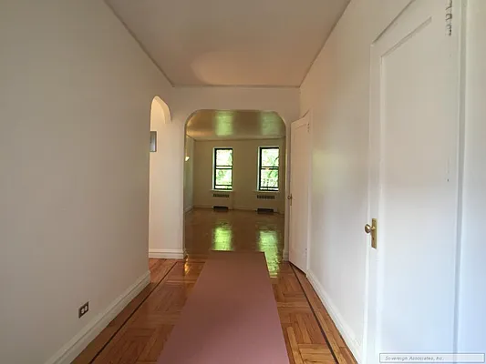 Rented by Sovereign Associates | media 21