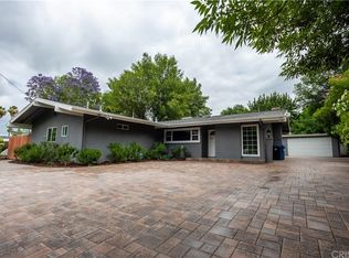 20136 Clark St, Woodland Hills, CA 91367