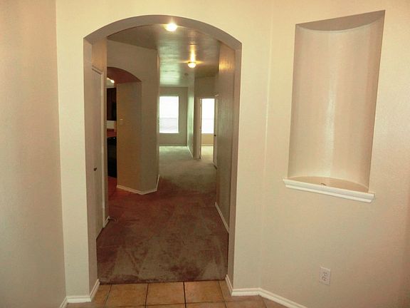 2nd image of 1008 Fairweather Dr
