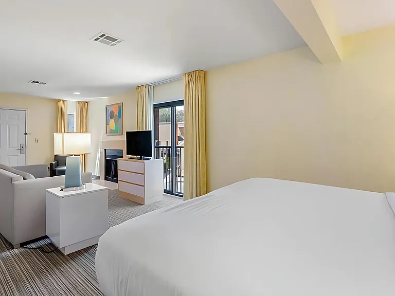 Sonesta Apartment Homes — Photo 19