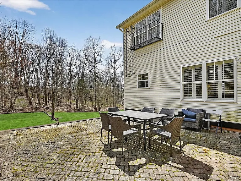 1071 Craigville Rd — Photo 36