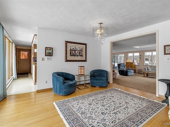 5th image of 10805 Boyd Dr