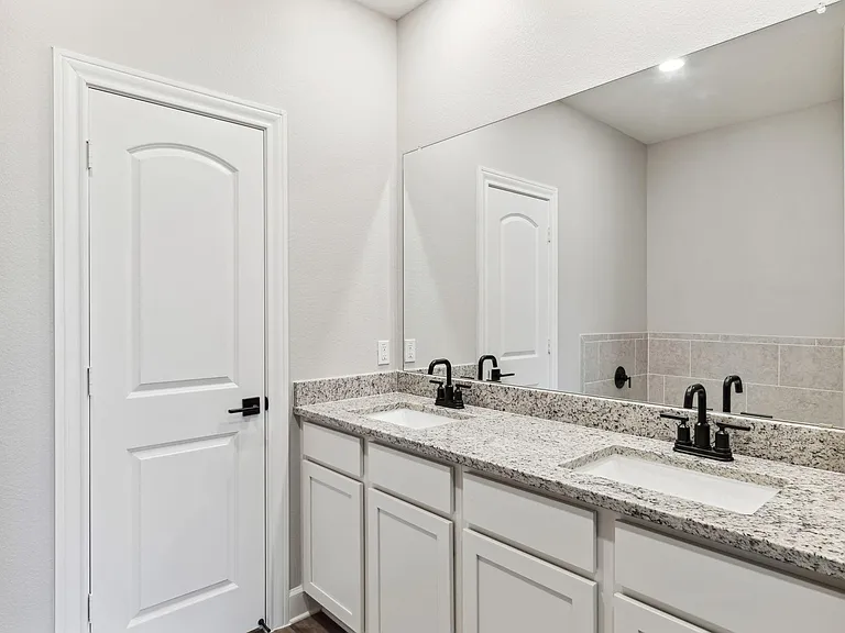 2113 Atwood Dr — Photo 11