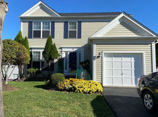 3 Brigade Ct, Owings Mills, MD 21117