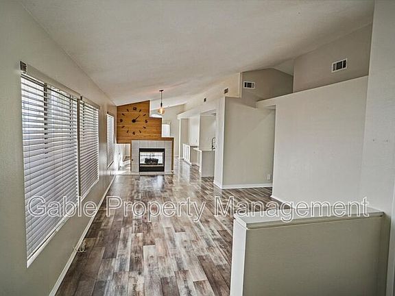 2nd image of 25902 Santa Susana Dr