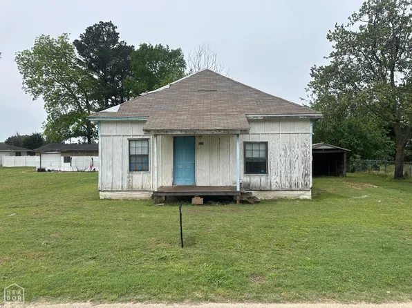 811 Grove St, Lake City, AR 72437