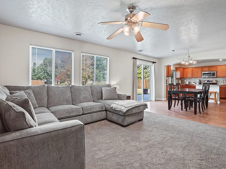 7238 S Culbertson Way — Photo 7