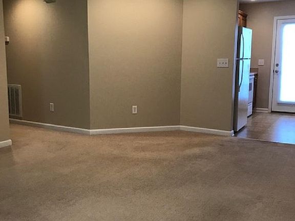4th image of 1303 Kensington Pl