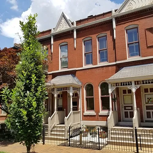 2325 1/2 Hickory St #B Photo 1 2325 1/2 Hickory St #B Photo 1