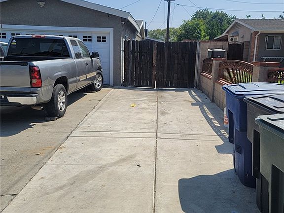3rd image of 3561 Jefferson St