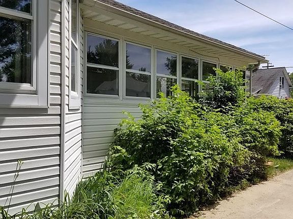 3rd image of 507 Ideal St