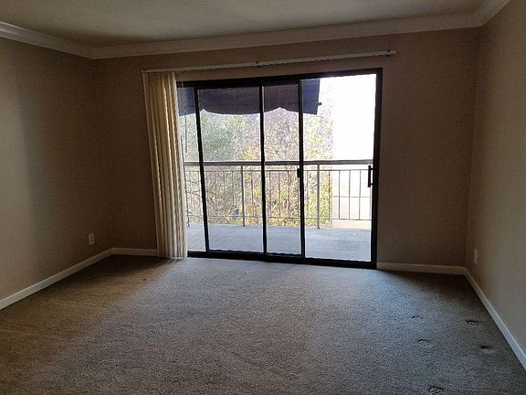 5th image of 490 N Civic Dr APT 407