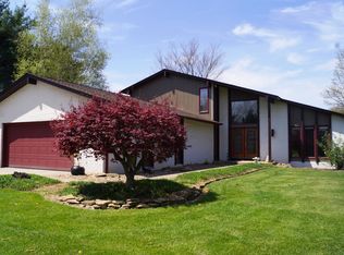 1175 Lindy Ln NW, Carrollton, OH 44615