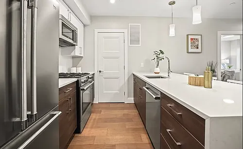 425 Lagrange St #210 Photo 1