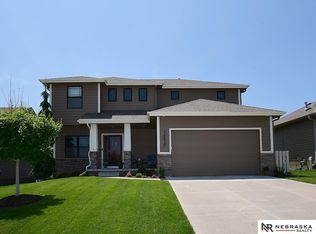 16629 Meridian St, Omaha, NE 68136