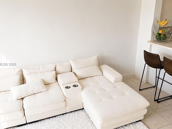 4th image of 11060 SW 196th St APT 301