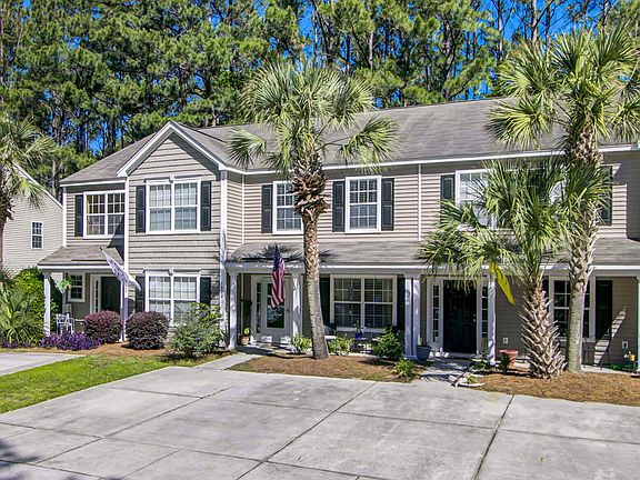 2nd image of 1122 Island Club Dr