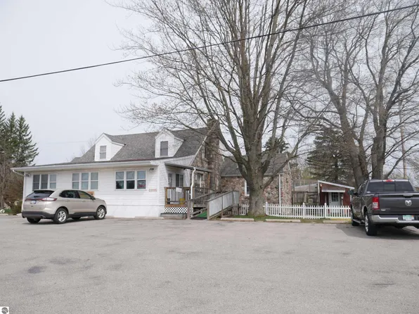 3100 W Houghton Ave, West Branch, MI 48661