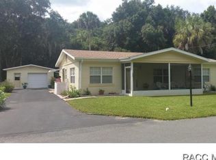 1040 N Rice Ter, Crystal River, FL 34429