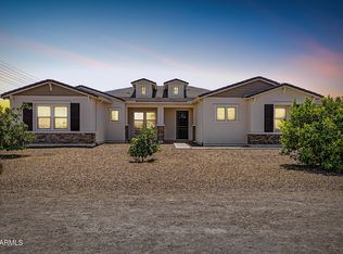1789 E LOBO Street, San Tan Valley, AZ 85140