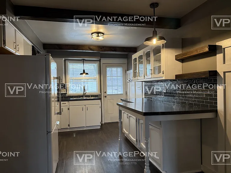 826 N Hawthorne Dr — Photo 14