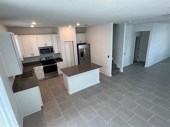5th image of 7525 Stone Creek Trl