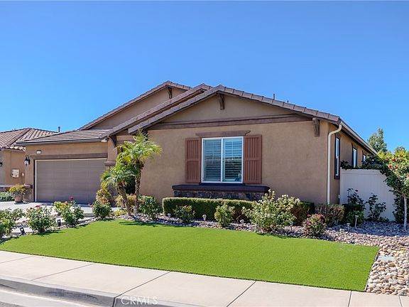 4th image of 1431 Yarrow Ln