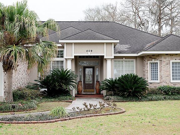 2nd image of 409 Country Estates Dr