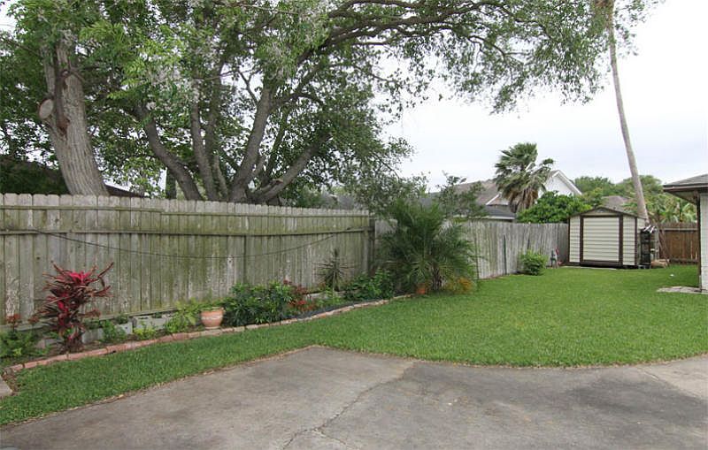 1st image of 5205 Bromley Dr