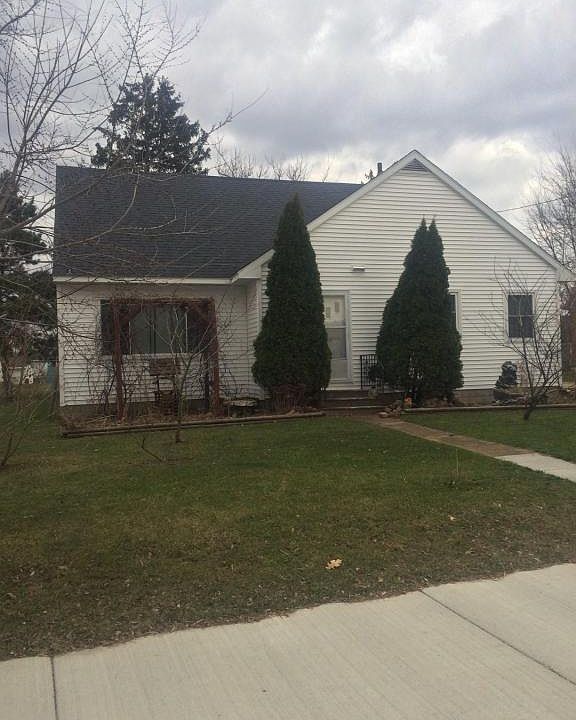 2nd image of 35898 Osseo Rd