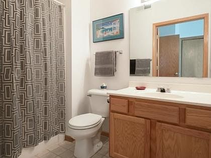 4th image of 515 Penn Ct APT 4