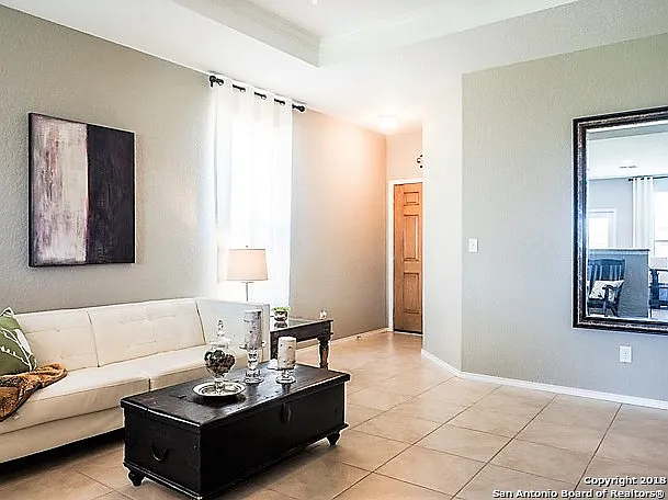 25035 Cambridge Wl — Photo 3