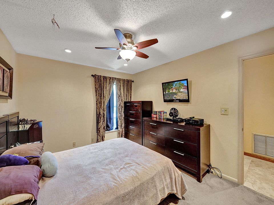 1st image of 1231 NW 91st Avenue