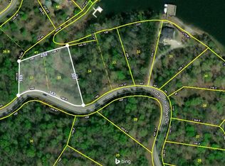 Indian Shadows Dr, Ten mile, TN 37880