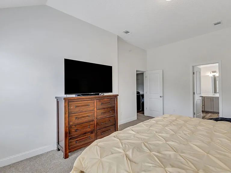 487 Meloney Dr — Photo 24