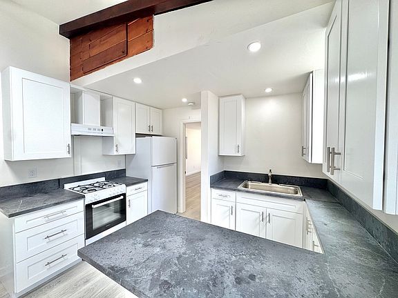 2nd image of 4858 Orchard Ave #4862